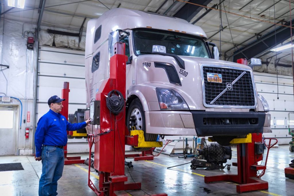 What makes a truck heavy duty