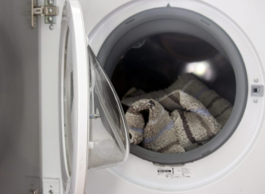 Can You Really Toss Car Floor Mats in the Washing Machine?