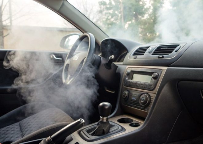 Understanding Burnt Clutch Smell in Stop-and-Go Traffic: Causes, Symptoms, and Solutions